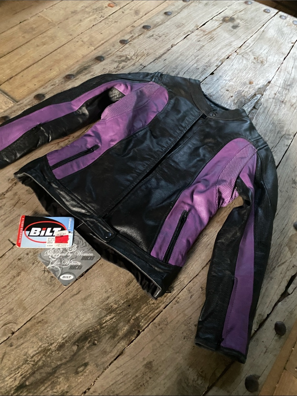 Bilt brand Women's Black & Purple leather Motorcycle Jacket size 8